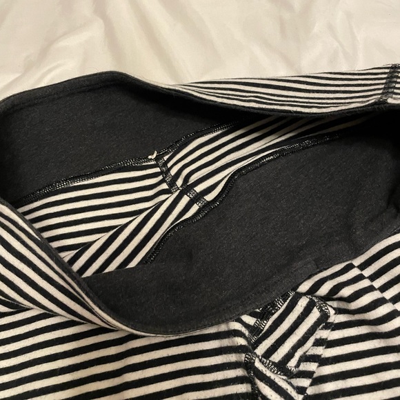 Lululemon Bold Striped COTTON The Under Crop Pants size 10 Large - Picture 4 of 7